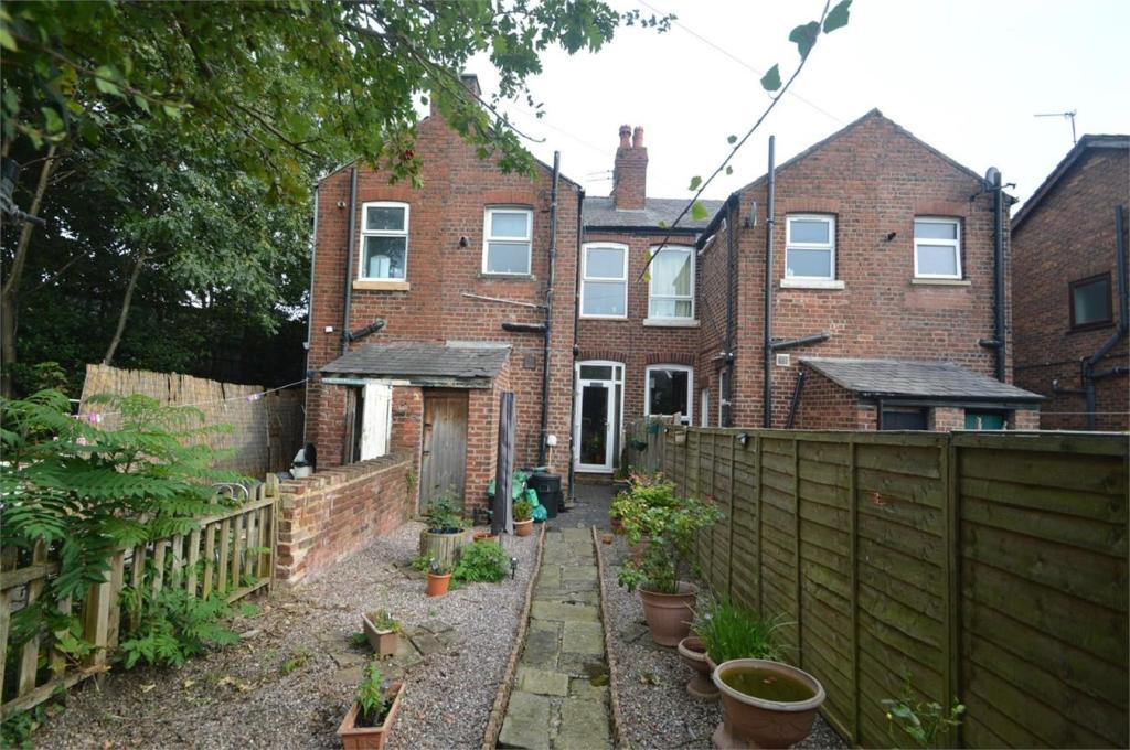 2 bedroom terraced house for sale in Buxton Road, Great Moor, Stockport