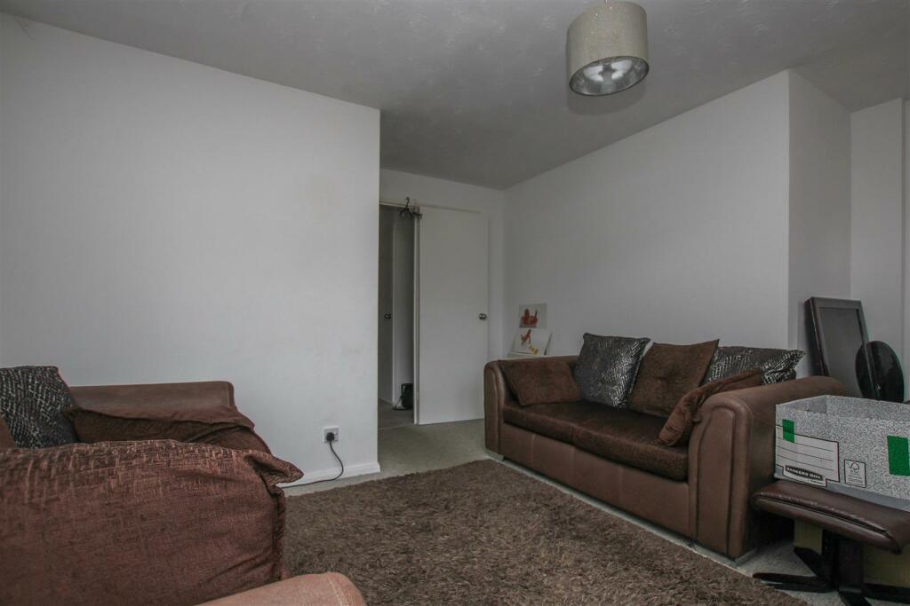 Additional property image - Abenberg Way, Hutton, Brentwood