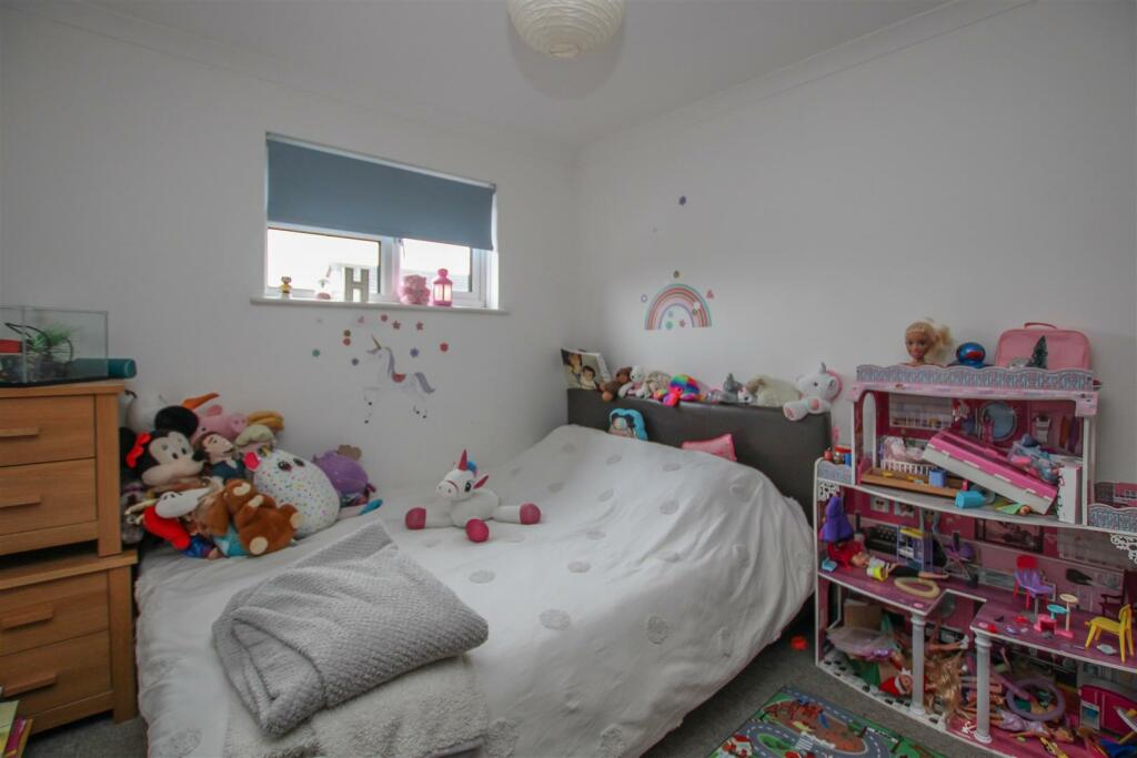 Additional property image - Abenberg Way, Hutton, Brentwood