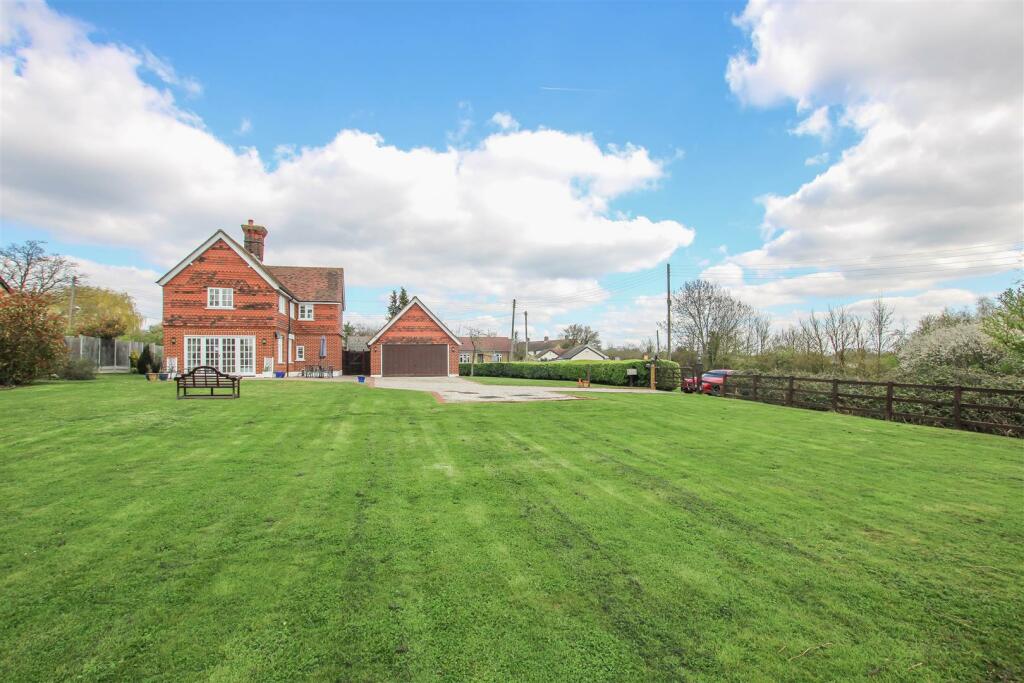 Additional property image - ** SIGNATURE HOME ** Great Warley Street, Great Warley, Brentwood