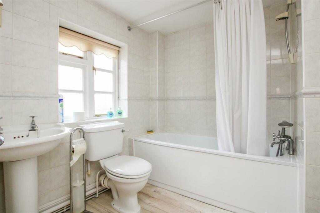 Additional property image - ** SIGNATURE HOME ** Great Warley Street, Great Warley, Brentwood