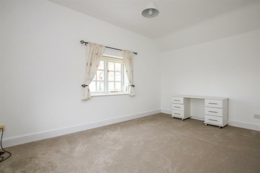 Additional property image - ** SIGNATURE HOME ** Great Warley Street, Great Warley, Brentwood