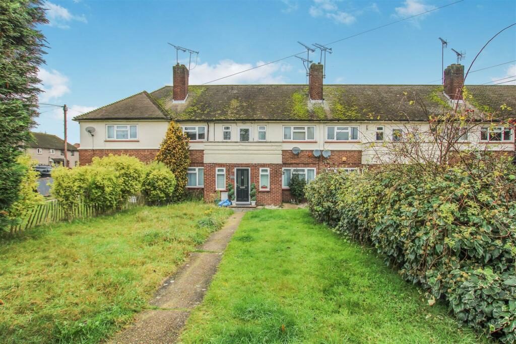 2 bedroom for sale in Elizabeth Road, Pilgrims Hatch