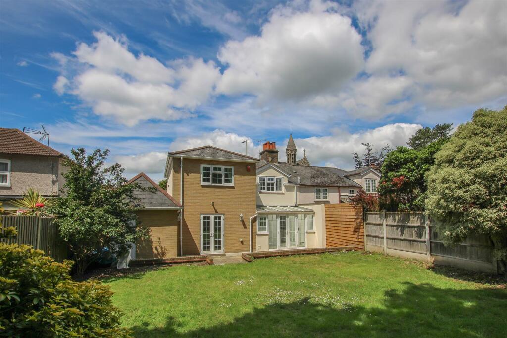 Additional property image - Warley Hill, Great Warley, Brentwood