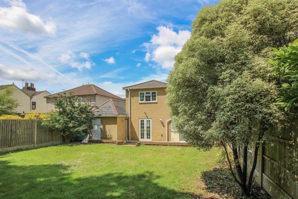 Additional property image - Warley Hill, Great Warley, Brentwood