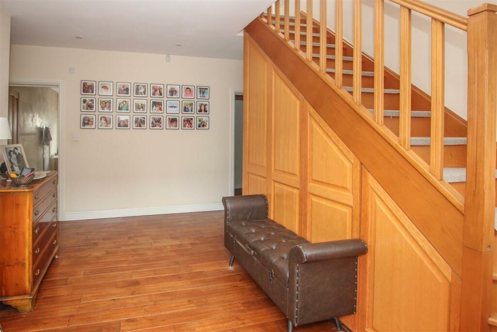 Additional property image - Chelmsford Road, Shenfield, Brentwood