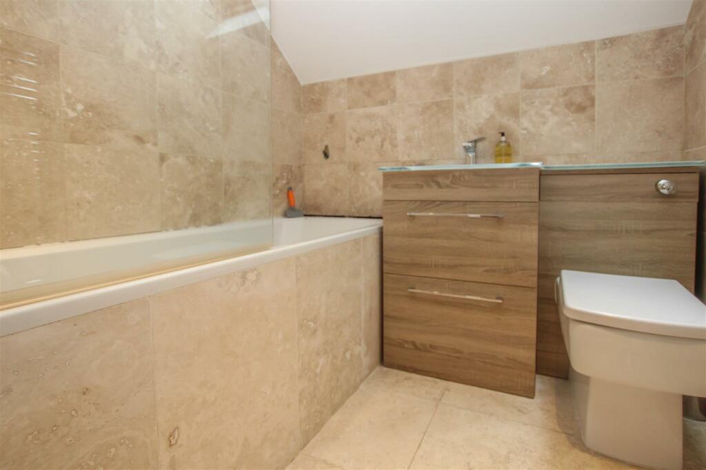 Additional property image - Chelmsford Road, Shenfield, Brentwood
