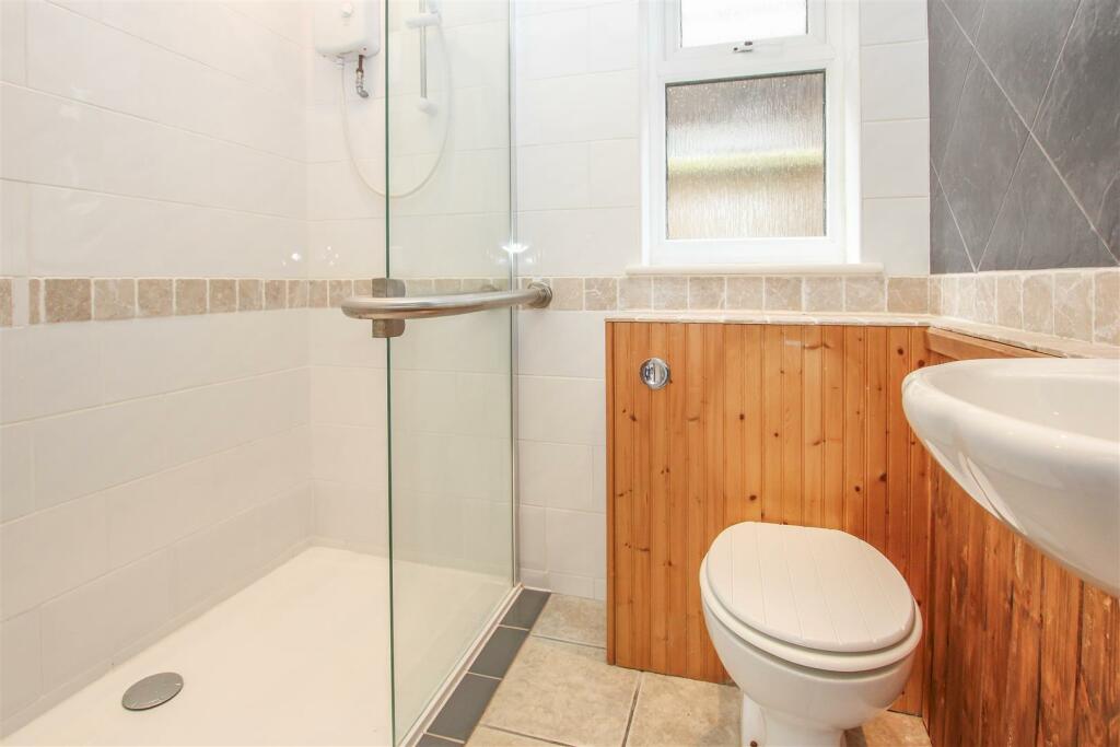 Additional property image - Brentwood Road, Ingrave, Brentwood