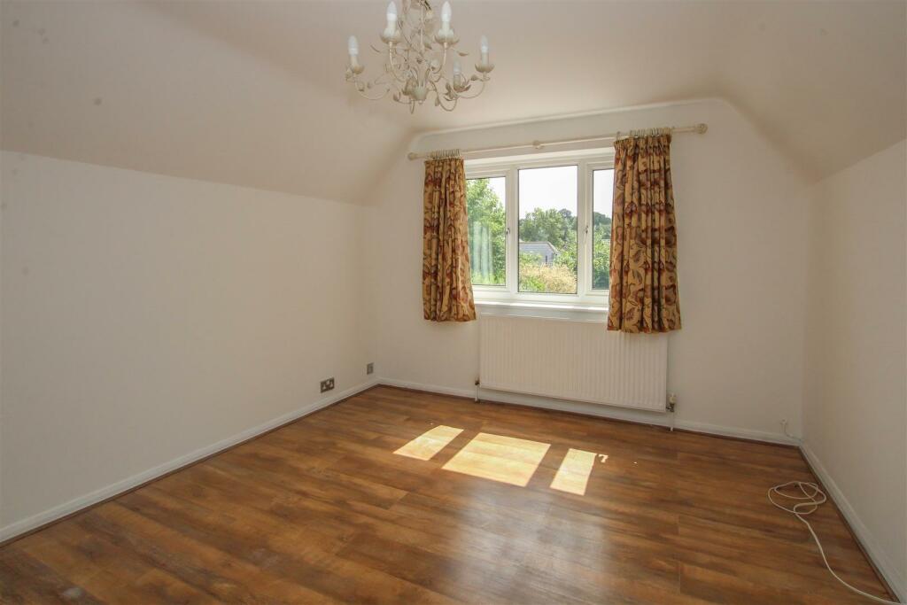 Additional property image - Brentwood Road, Ingrave, Brentwood