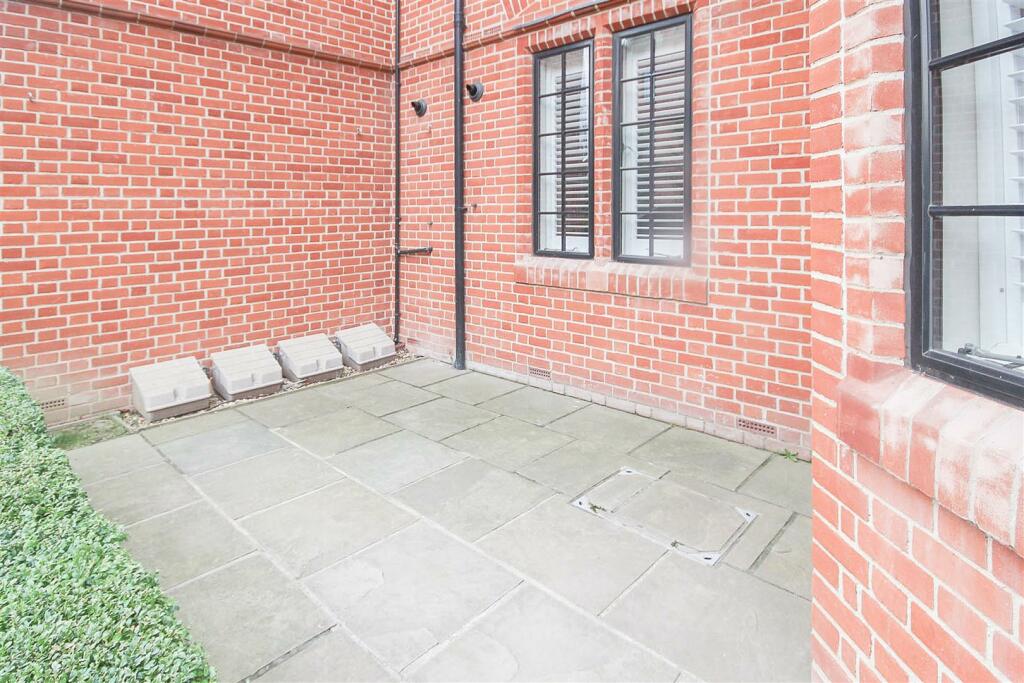 Additional property image - The Galleries, Warley, Brentwood