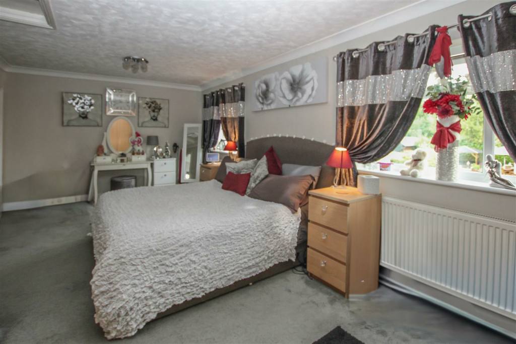 Additional property image - Honeypot Lane, Brentwood