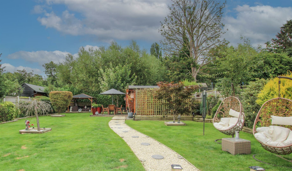 Additional property image - Honeypot Lane, Brentwood