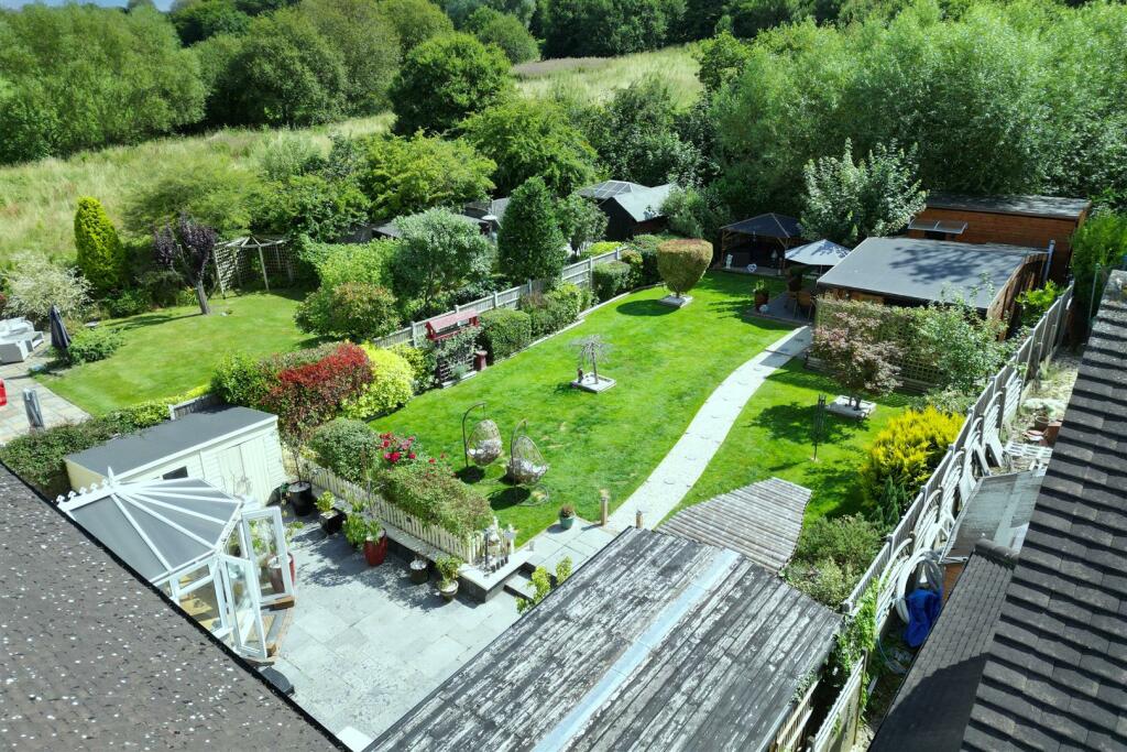 Additional property image - Honeypot Lane, Brentwood