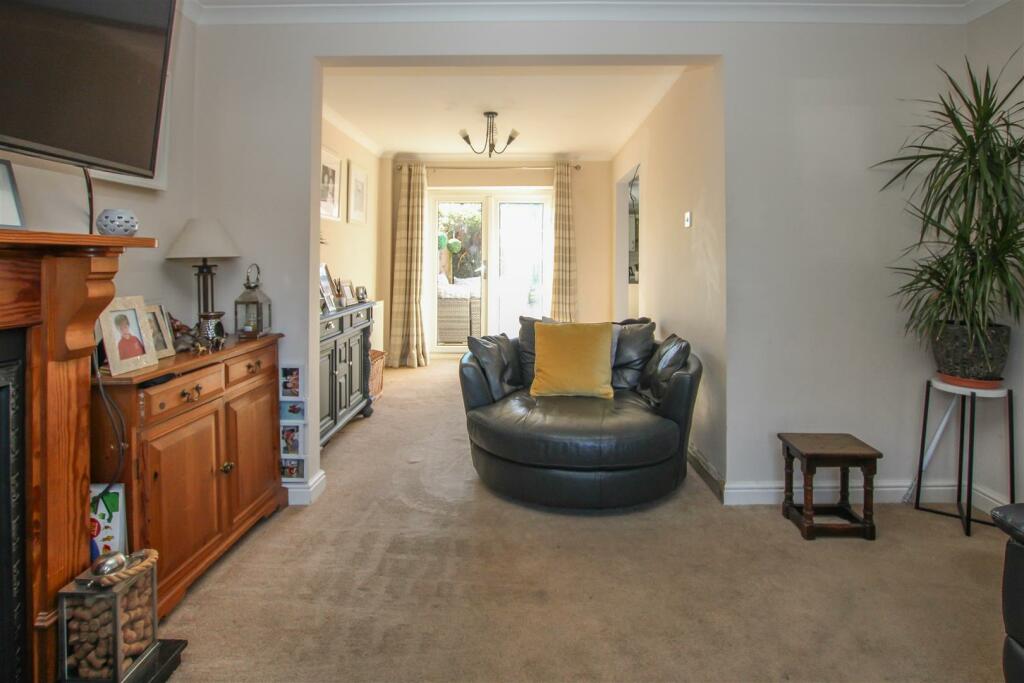 Additional property image - Cadogan Avenue, West Horndon, Brentwood