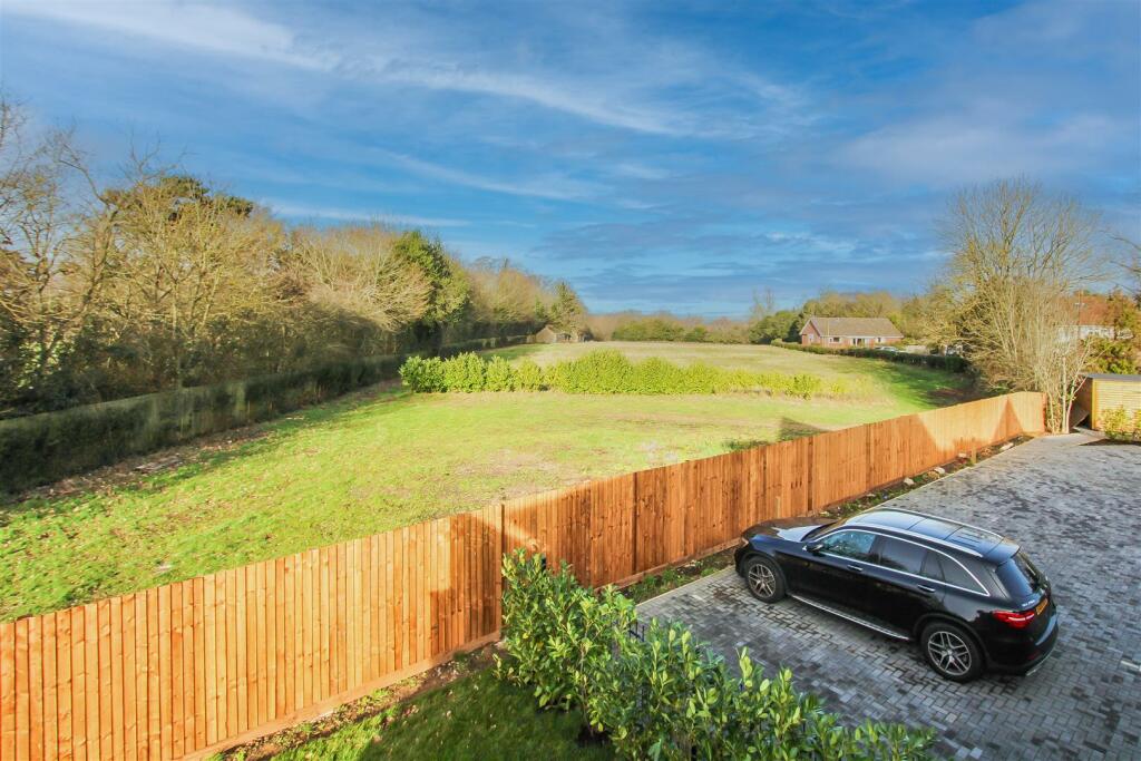 Additional property image - Shenfield Road, Shenfield, Brentwood