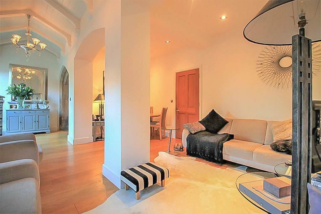 Additional property image - The Galleries, Warley, Brentwood