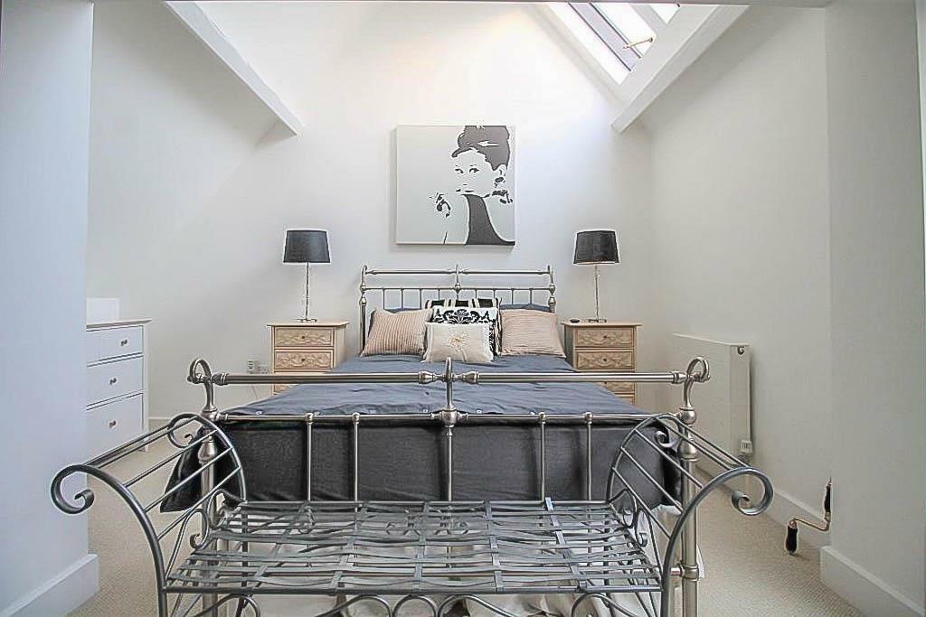 Additional property image - The Galleries, Warley, Brentwood