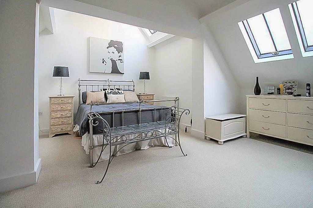 Additional property image - The Galleries, Warley, Brentwood