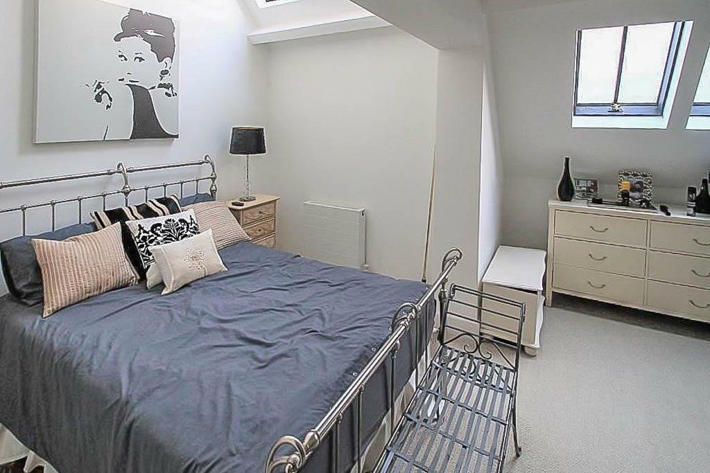Additional property image - The Galleries, Warley, Brentwood