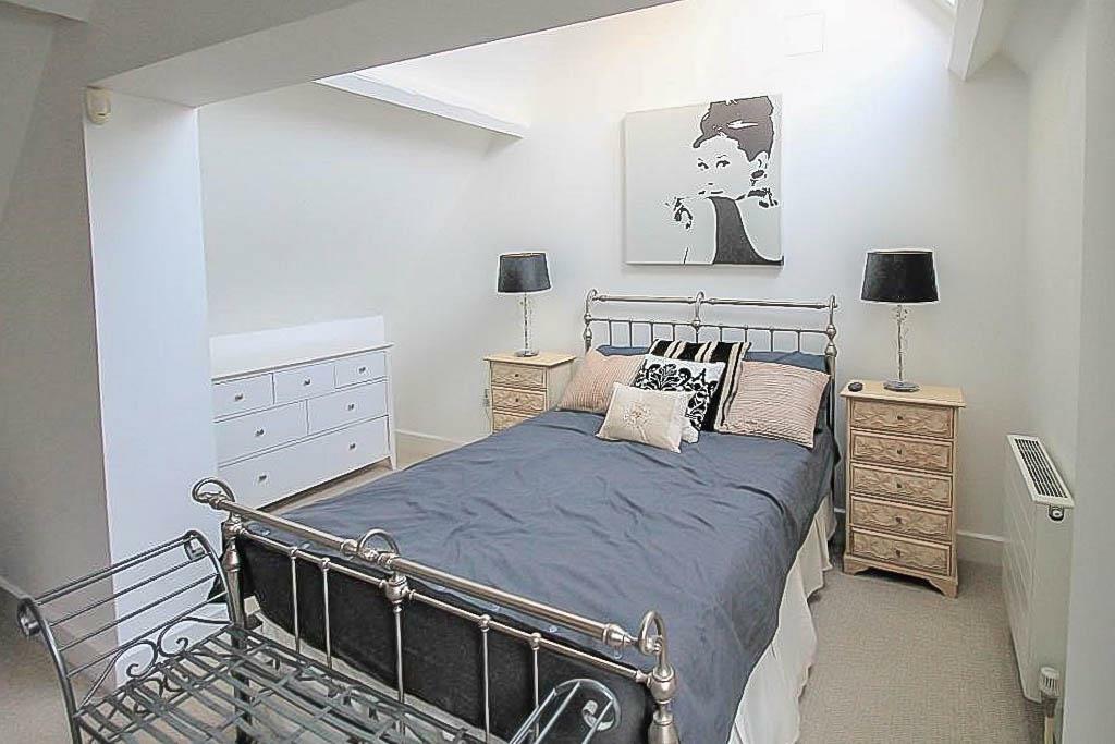 Additional property image - The Galleries, Warley, Brentwood
