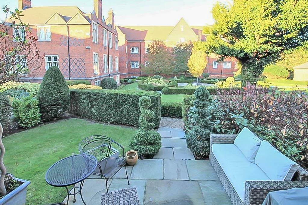 Additional property image - The Galleries, Warley, Brentwood