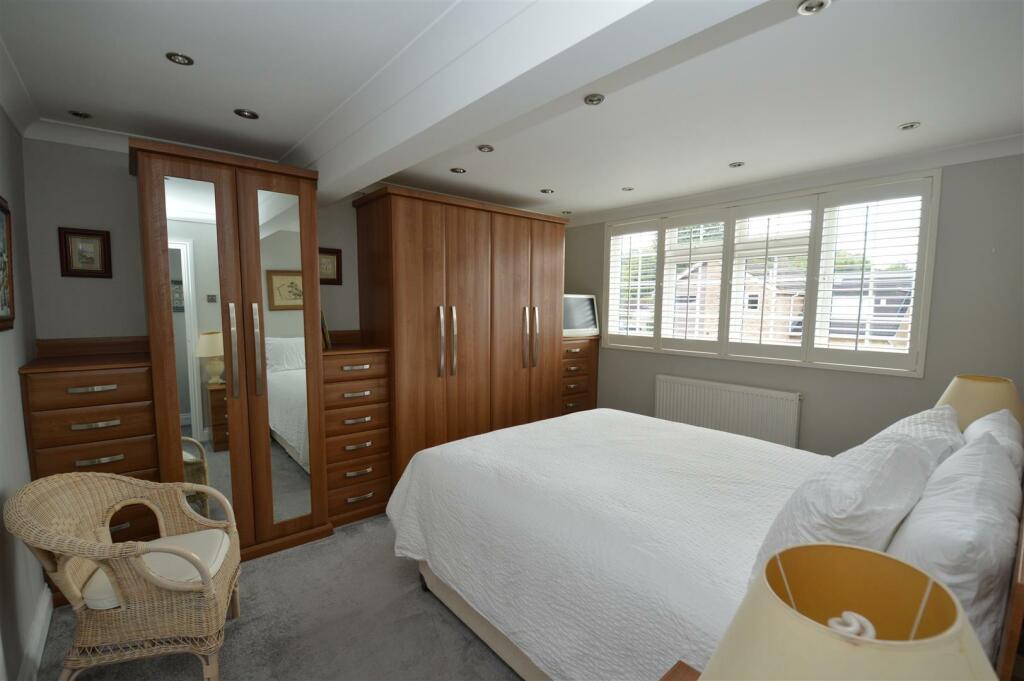 Additional property image - Pittman Close, Ingrave, Brentwood