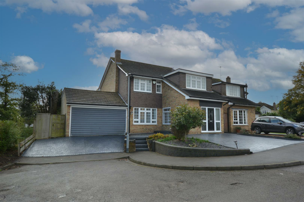 Additional property image - Pittman Close, Ingrave, Brentwood