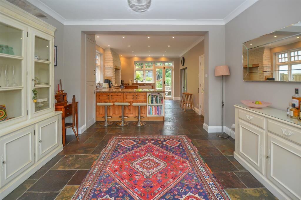 Additional property image - Headley Chase, Warley, Brentwood