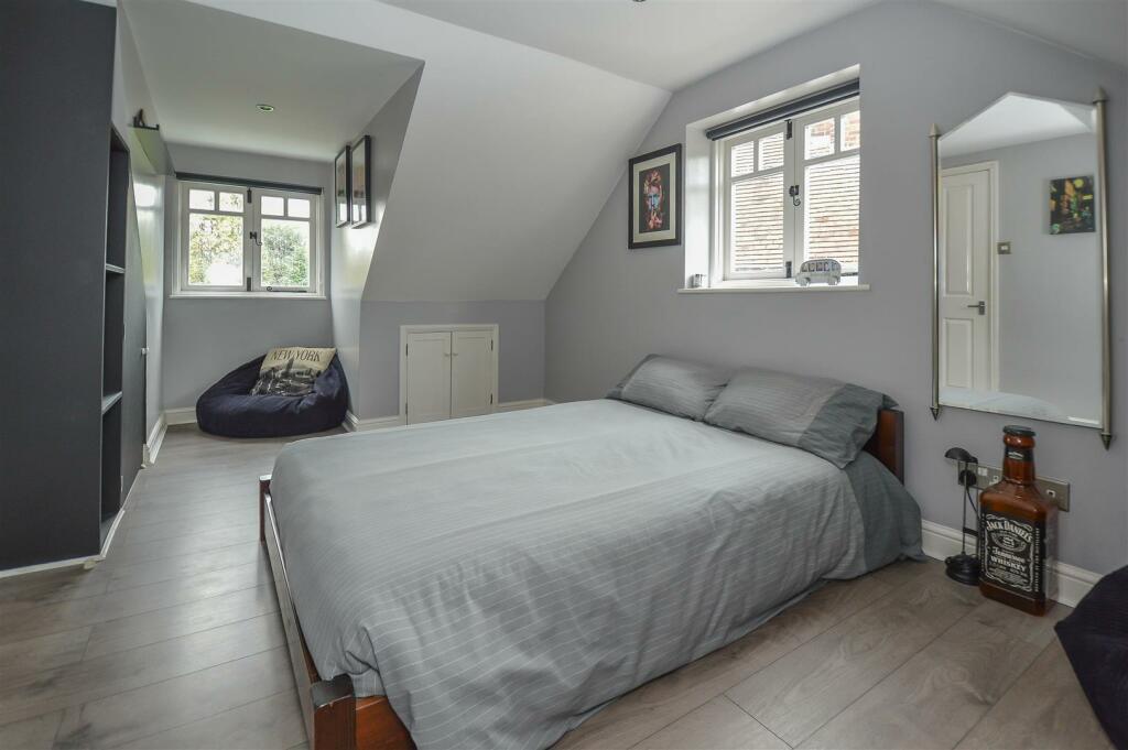 Additional property image - Headley Chase, Warley, Brentwood
