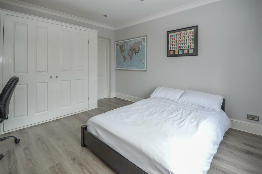 Additional property image - Headley Chase, Warley, Brentwood