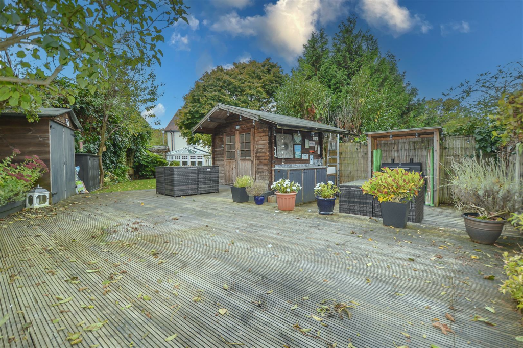Additional property image - Headley Chase, Warley, Brentwood