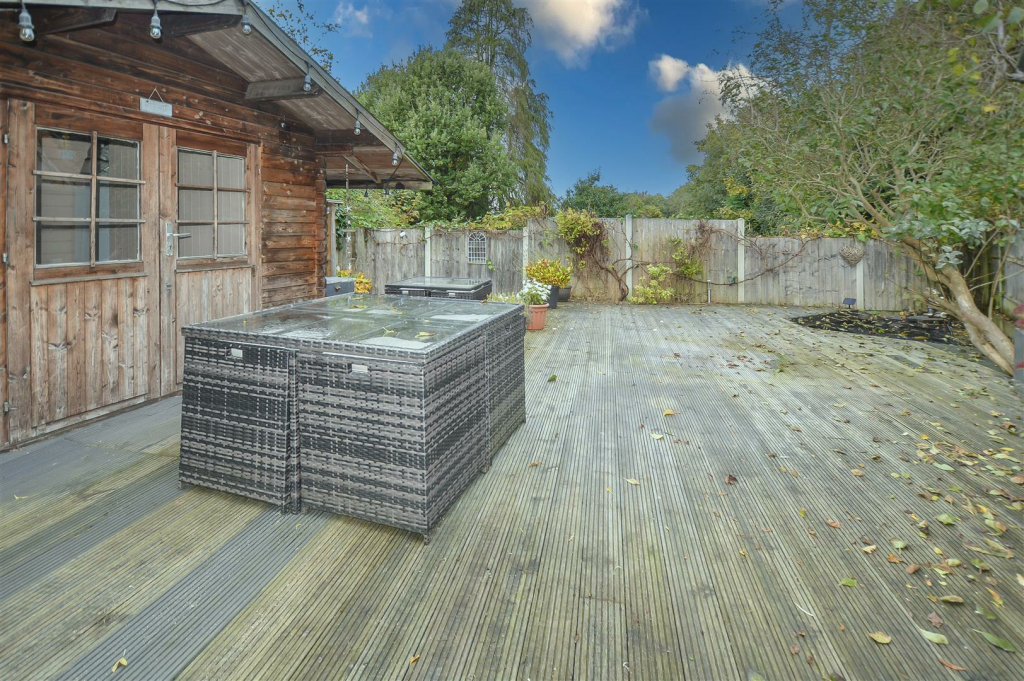 Additional property image - Headley Chase, Warley, Brentwood