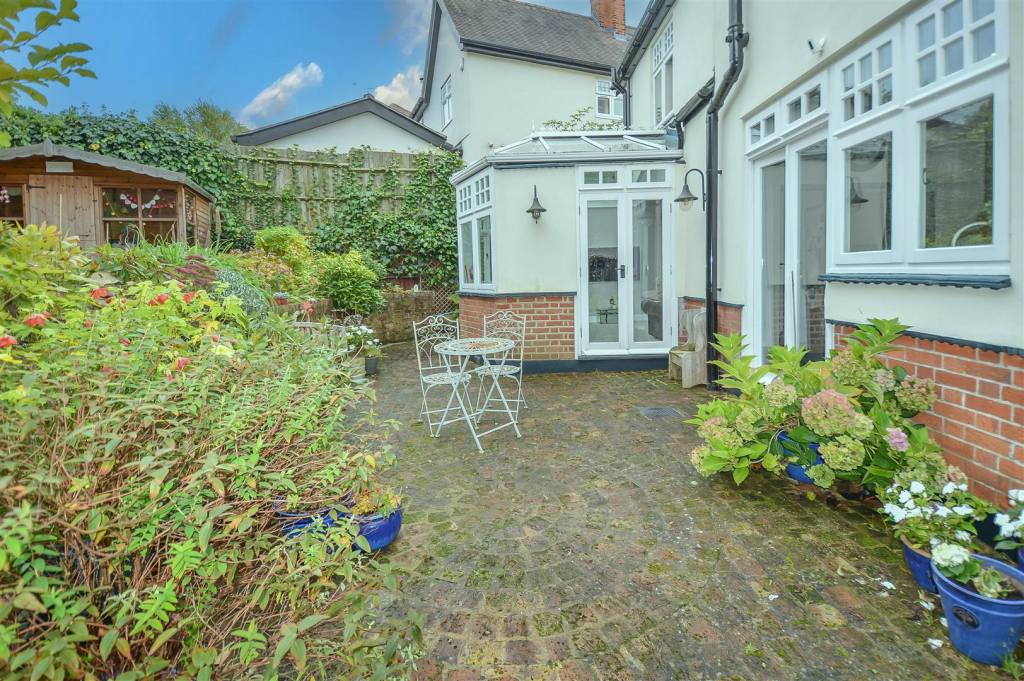 Additional property image - Headley Chase, Warley, Brentwood