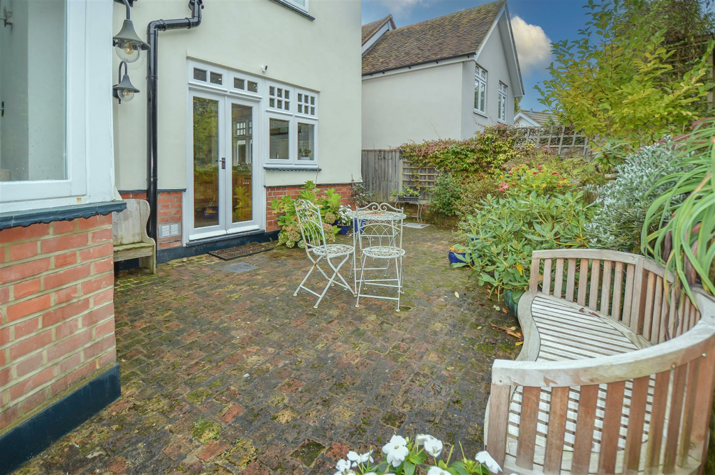 Additional property image - Headley Chase, Warley, Brentwood