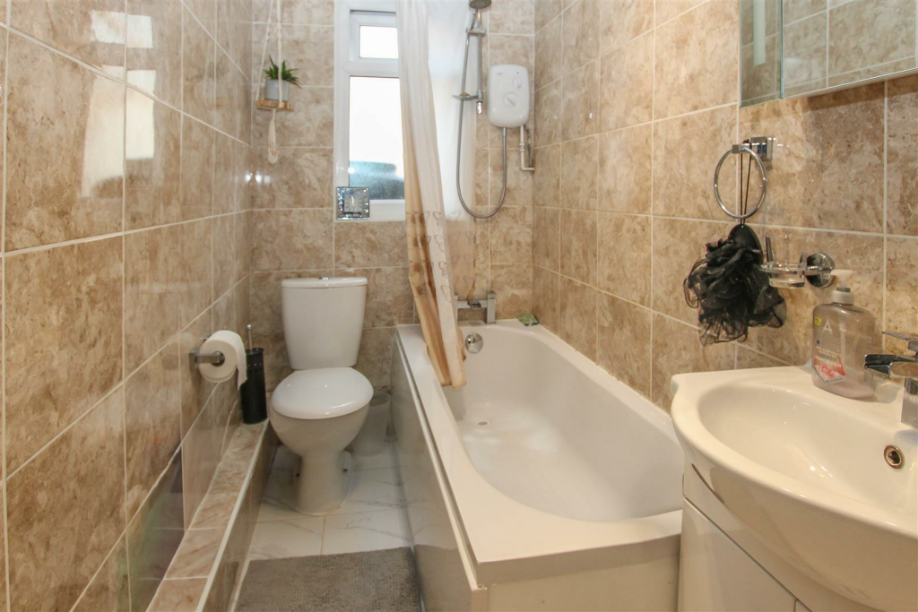 Additional property image - Great Eastern Road, Brentwood