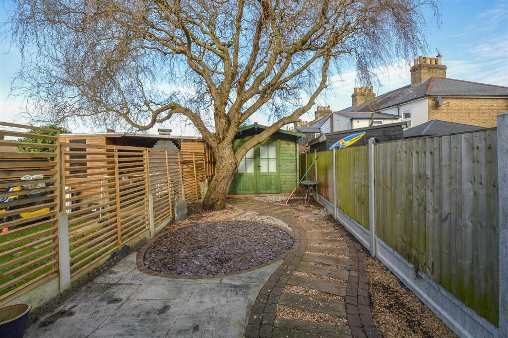 Additional property image - Great Eastern Road, Brentwood