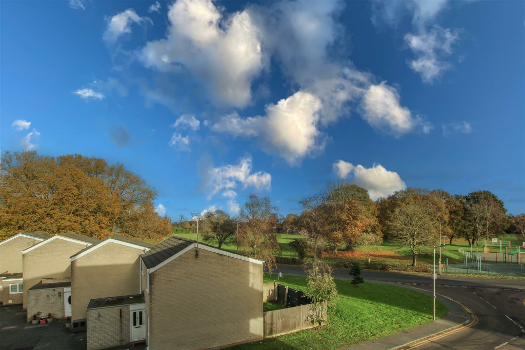Additional property image - Florence Close, Great Warley, Brentwood