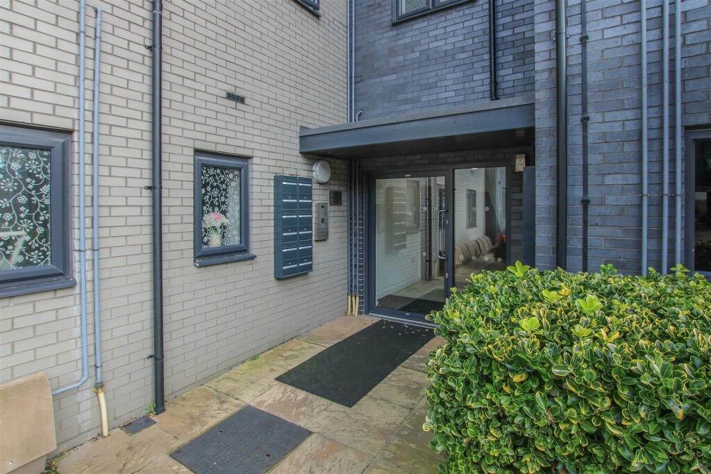 Additional property image - Florence Close, Great Warley, Brentwood