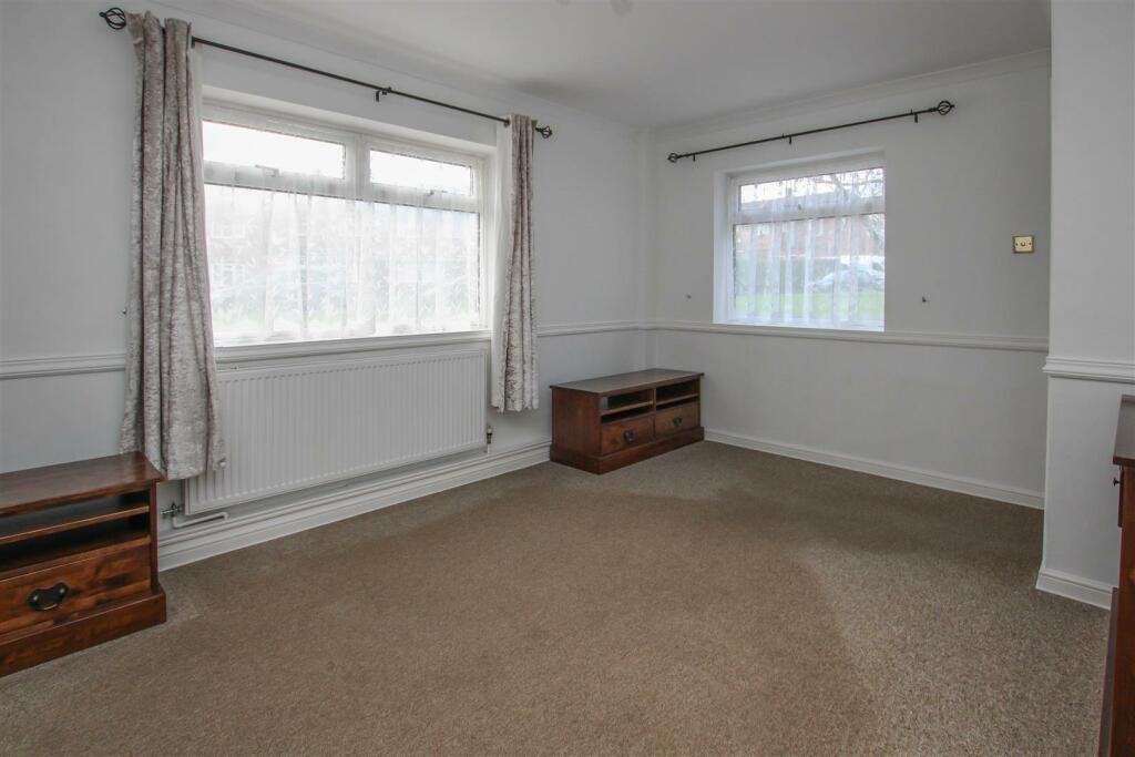 Additional property image - The Broadwalk South, Brentwood