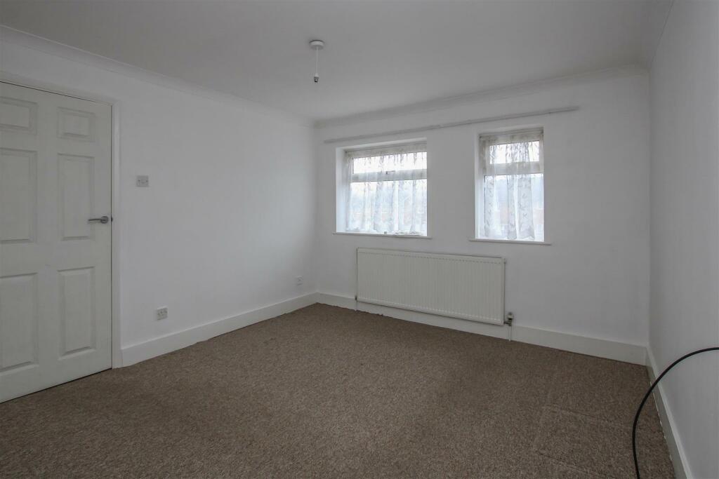 Additional property image - The Broadwalk South, Brentwood