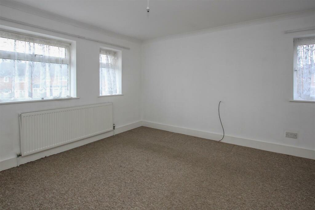 Additional property image - The Broadwalk South, Brentwood