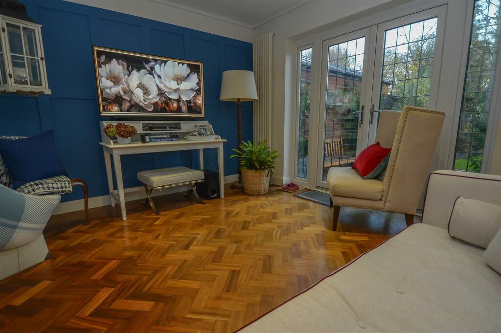 Additional property image - Priests Lane, Shenfield, Brentwood