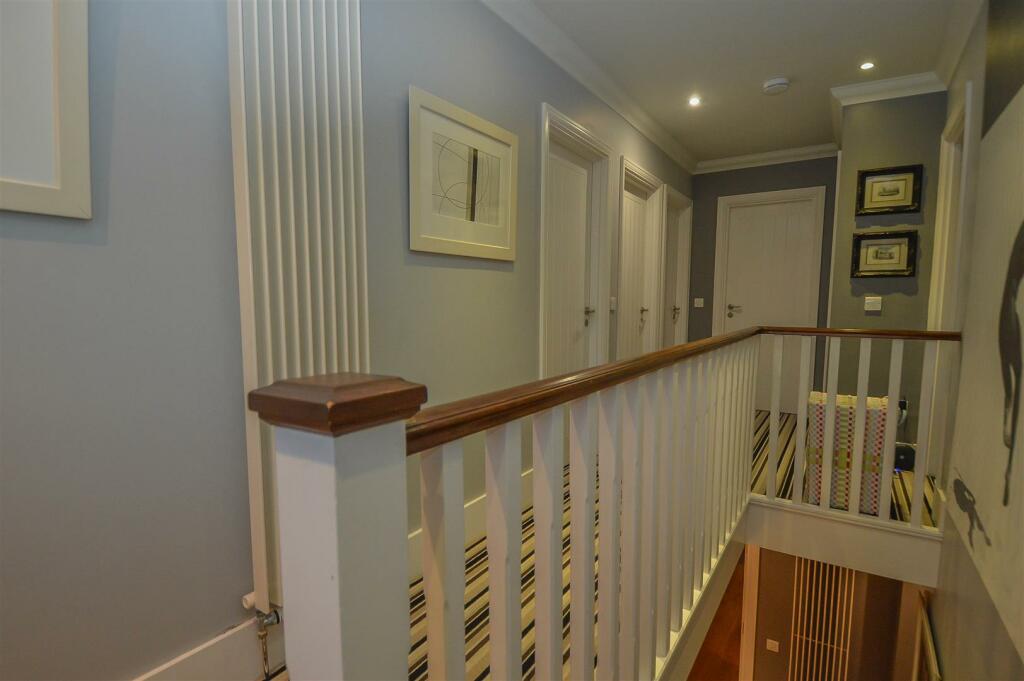Additional property image - Priests Lane, Shenfield, Brentwood
