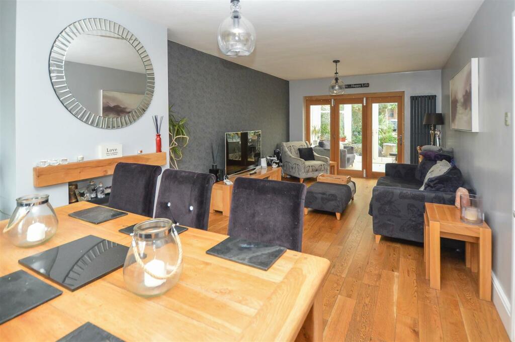 Additional property image - Downsland Drive, Brentwood