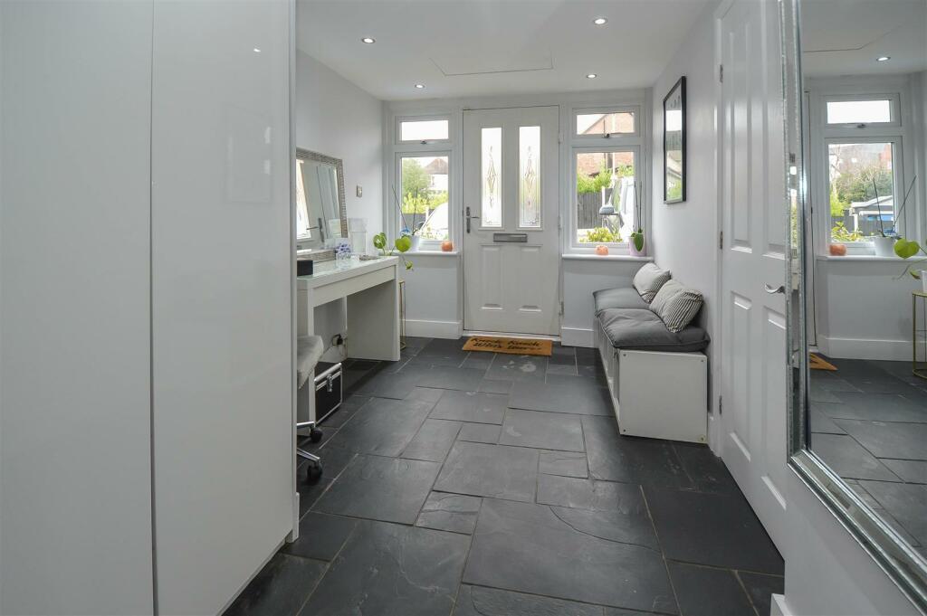 Additional property image - Downsland Drive, Brentwood