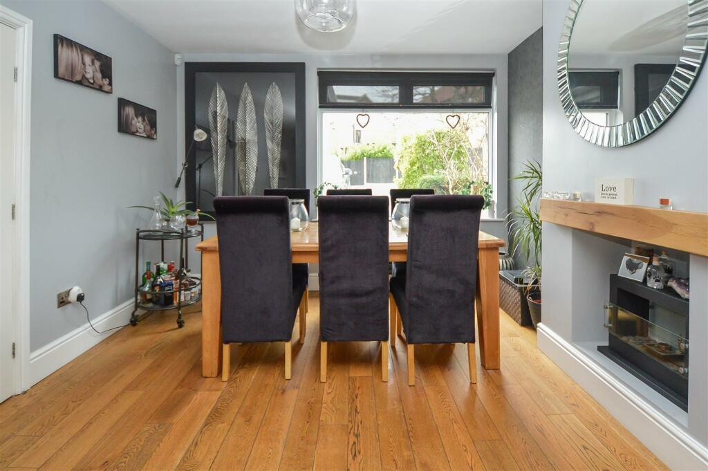 Additional property image - Downsland Drive, Brentwood