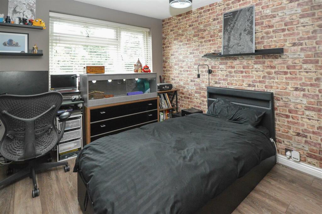 Additional property image - Downsland Drive, Brentwood