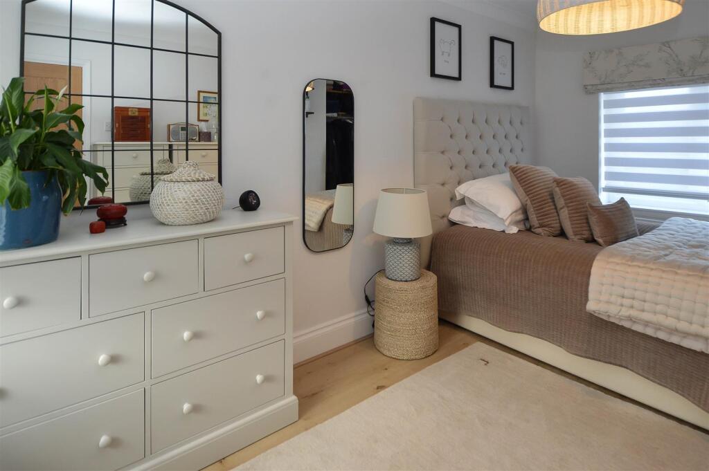 Additional property image - Costead Manor Road, Brentwood