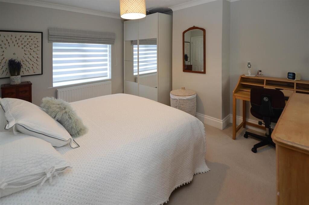Additional property image - Costead Manor Road, Brentwood