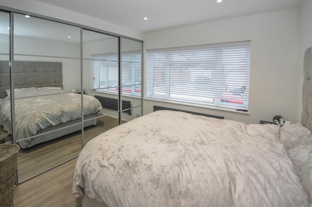 Additional property image - Robin Close, Billericay